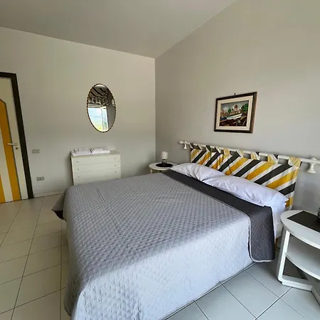 Double View Sea - Beachfront Ext Apartment